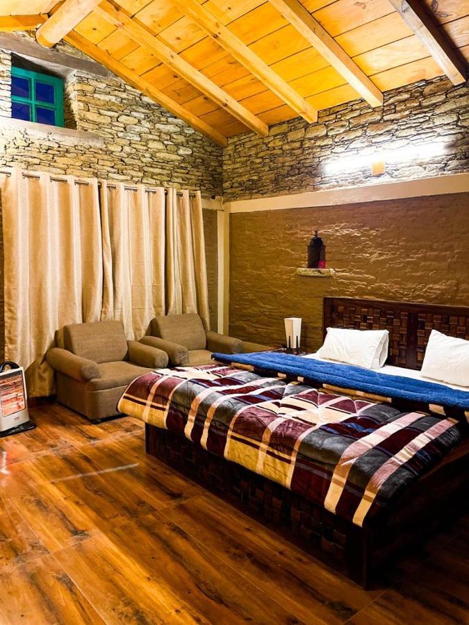 Meraki Huts Pauri Luaran gambar