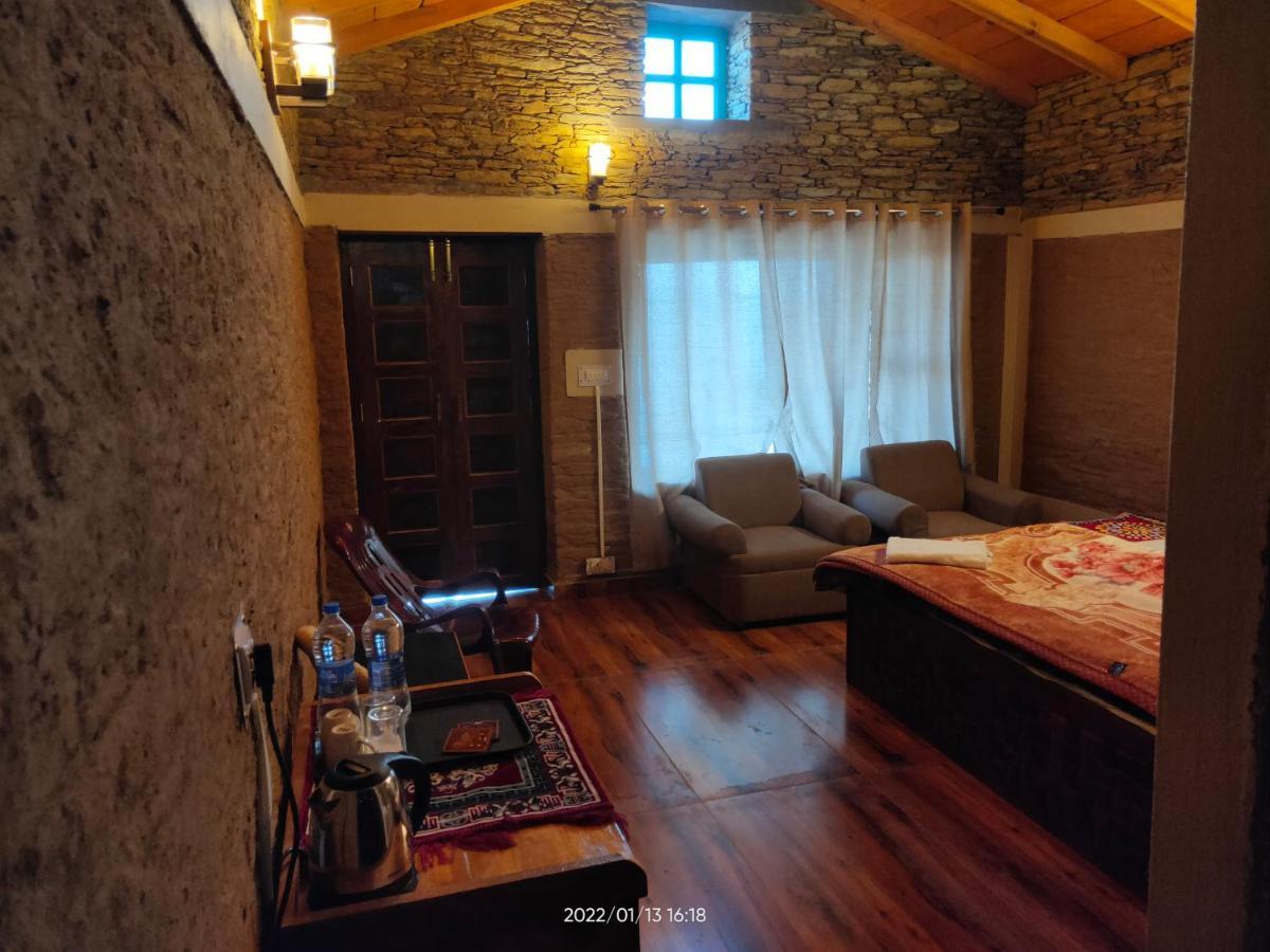 Meraki Huts Pauri Luaran gambar