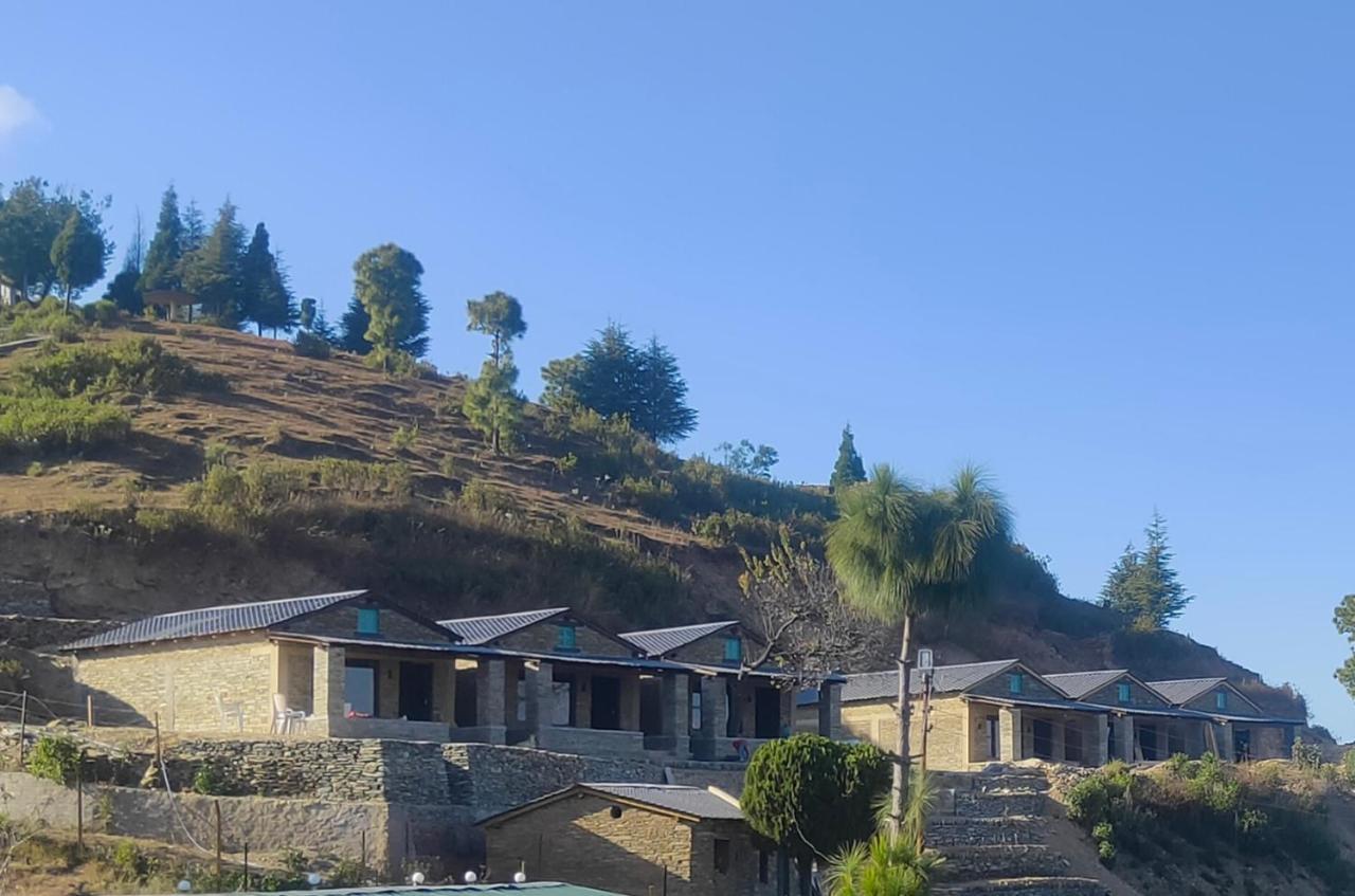 Meraki Huts Pauri Luaran gambar