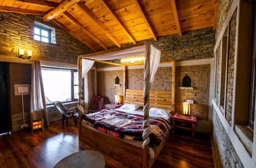 Meraki Huts Pauri Luaran gambar